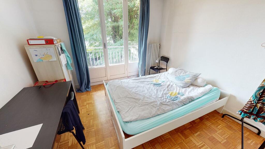 Photo de la chambre 1 du 2 rue Colonel Manhes 38400 Saint-Martin-d'Hères